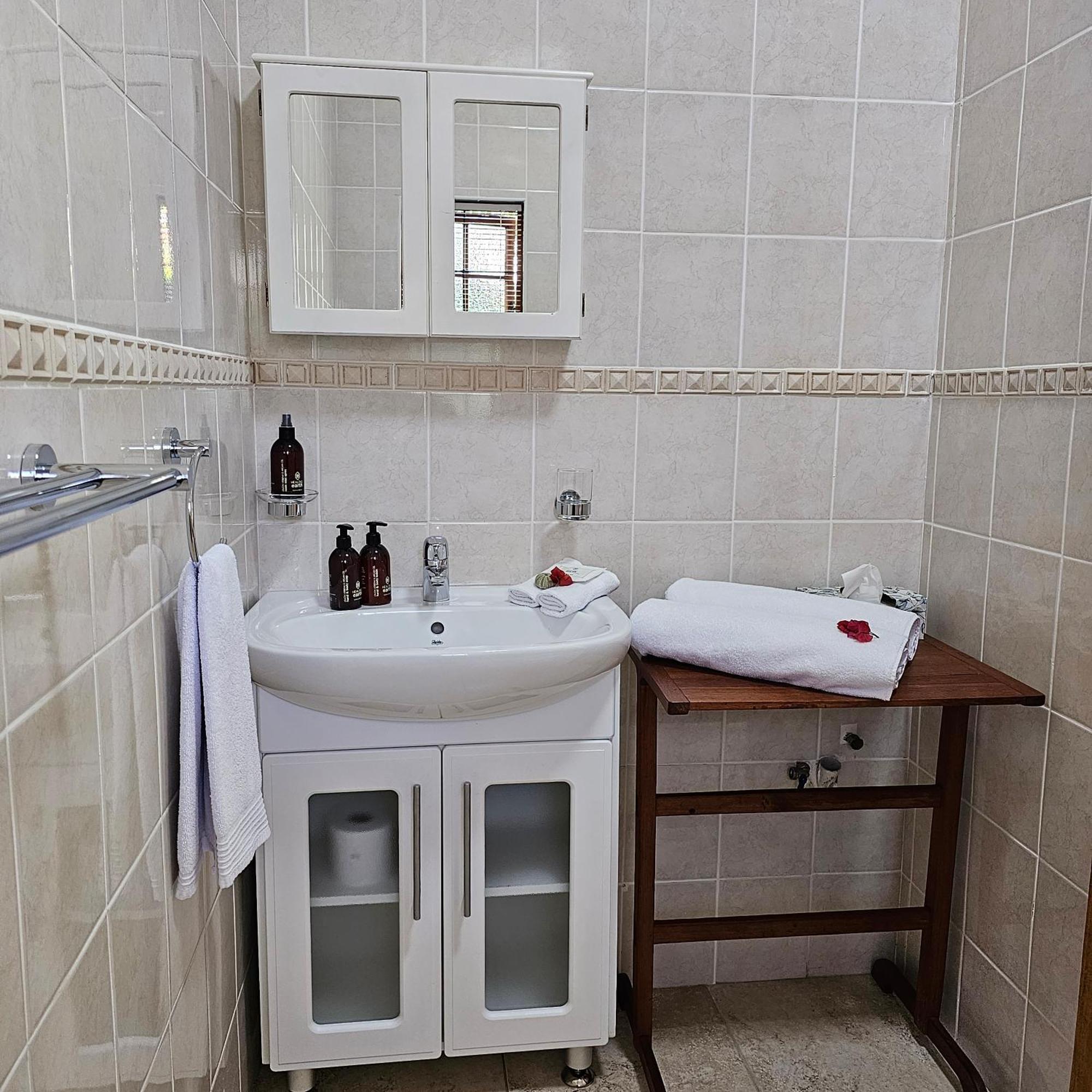 House Of House Guest House Стеленбош Екстериор снимка